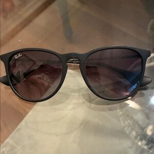 Ray-Ban Classic Black Sunglasses